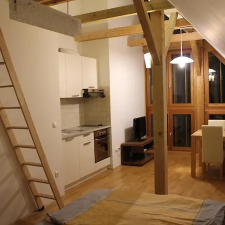 Guest Klancar ゲストハウス 3*